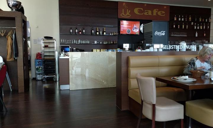 Cafe U1